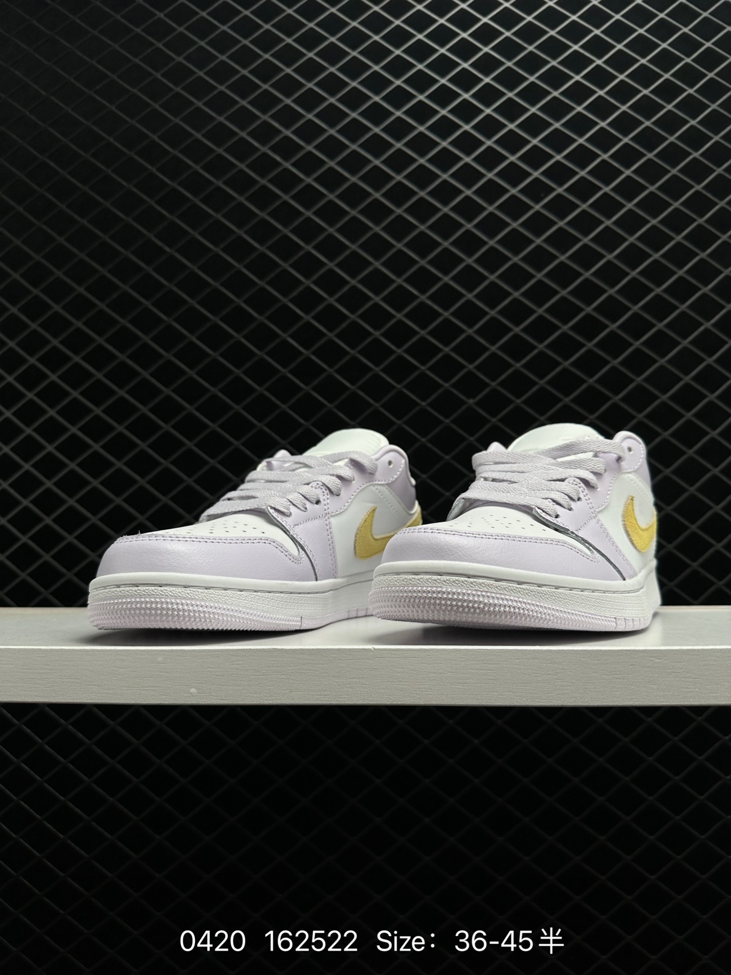 Air Jordan 1 Low WMNS 